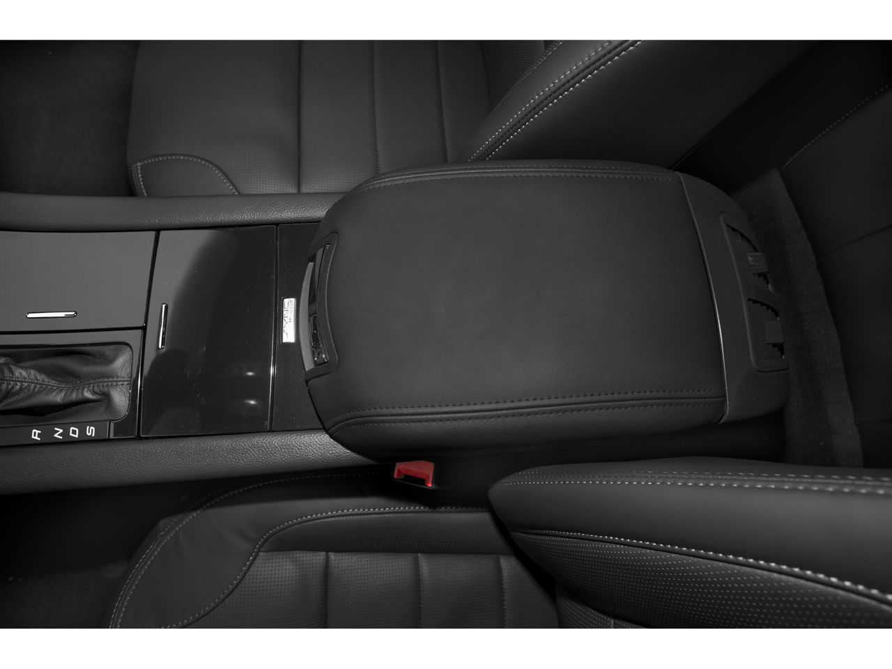 2015 Ford Taurus 4dr Sdn SEL FWD