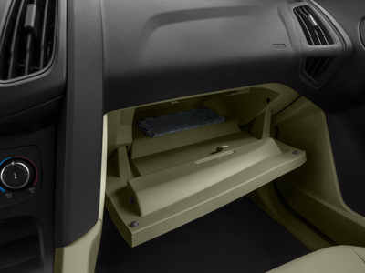 2016 Ford Focus Sedan 4dr Sdn SE