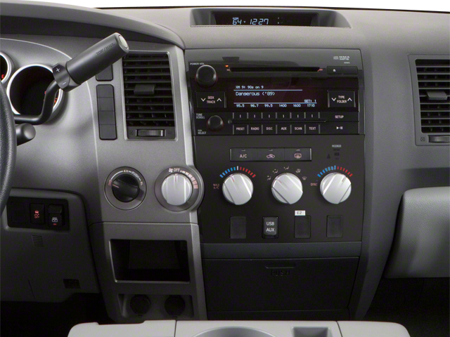 2011 Toyota Tundra 4WD CrewMax 5.7L FFV V8 6-Spd AT LTD