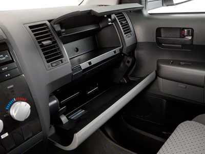 2011 Toyota Tundra 4WD CrewMax 5.7L FFV V8 6-Spd AT LTD
