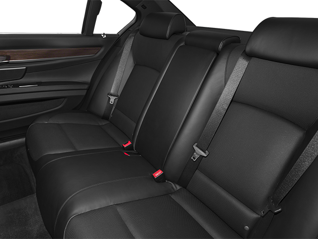 2013 BMW 7 Series 4dr Sdn 750Li RWD