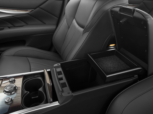 2017 INFINITI Q70L 3.7 AWD