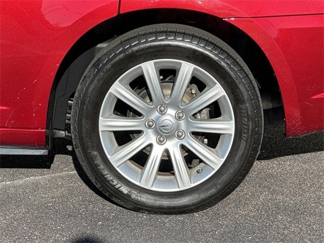 2013 Chrysler 200 Touring