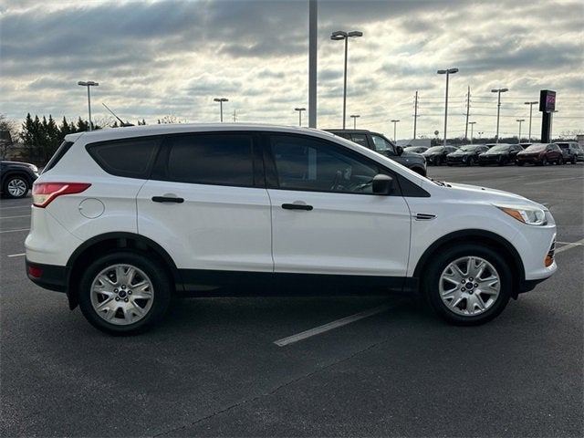 2016 Ford Escape S