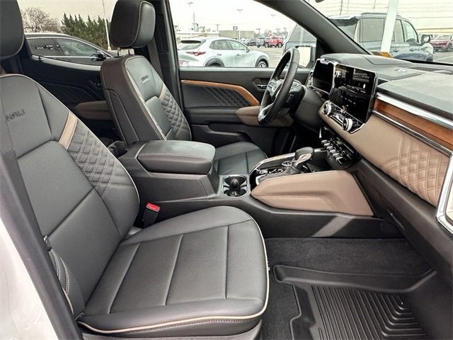 2025 GMC Canyon Denali