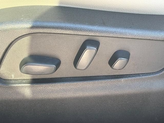 2022 Cadillac XT4 FWD Luxury
