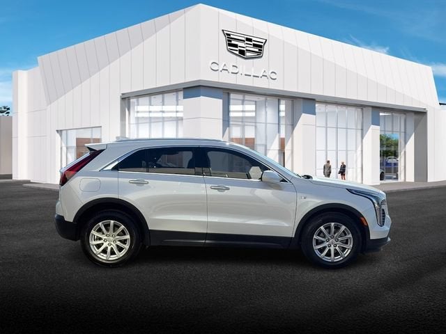2022 Cadillac XT4 FWD Luxury