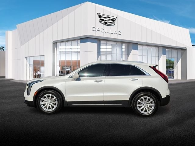 2022 Cadillac XT4 FWD Luxury