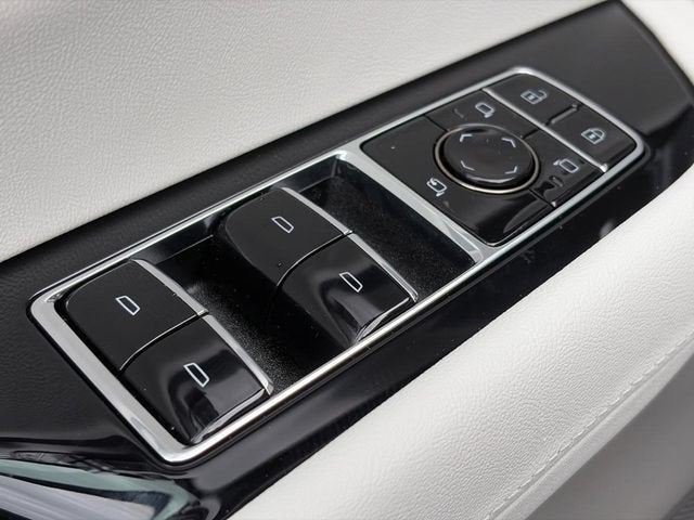 2027 Cadillac VISTIQ Luxury