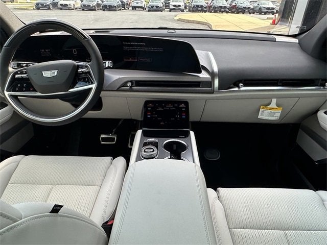 2026 Cadillac VISTIQ Luxury