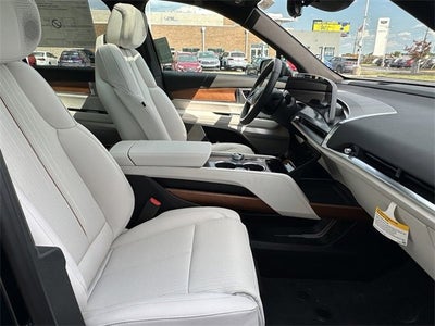 2026 Cadillac VISTIQ Luxury