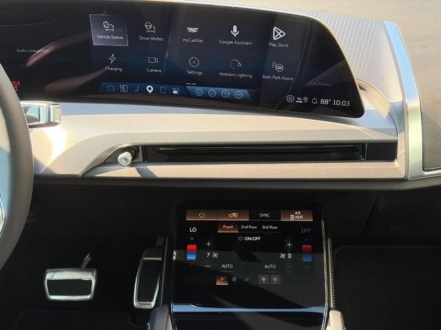 2027 Cadillac VISTIQ Luxury