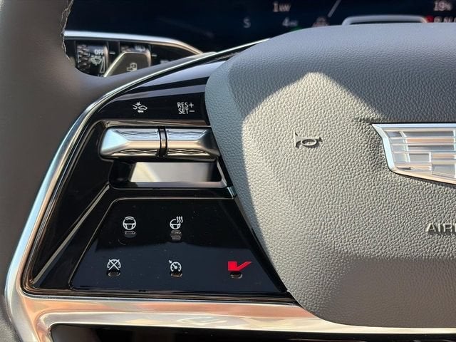 2027 Cadillac VISTIQ Luxury