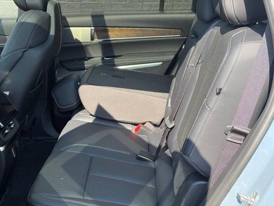 2027 Cadillac VISTIQ Luxury