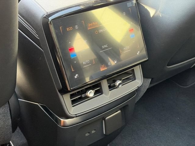 2027 Cadillac VISTIQ Luxury
