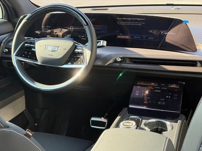 2027 Cadillac VISTIQ Luxury