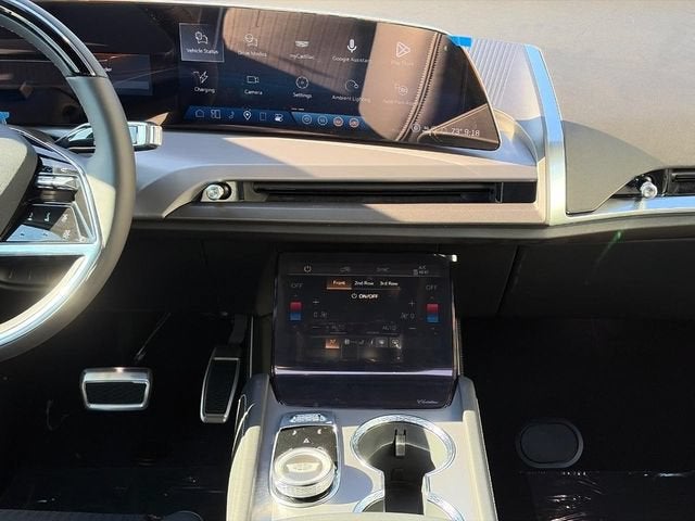 2027 Cadillac VISTIQ Luxury