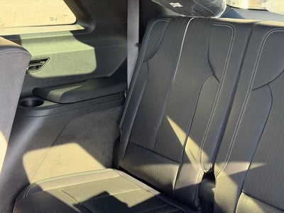 2027 Cadillac VISTIQ Luxury