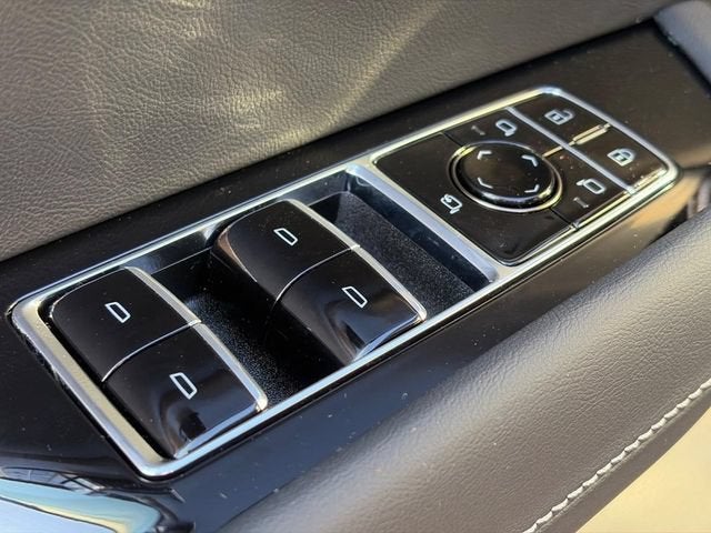 2027 Cadillac VISTIQ Luxury