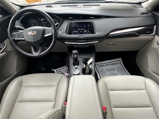 2023 Cadillac XT4 Luxury