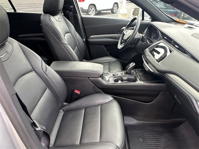 2021 Cadillac XT4 Premium Luxury