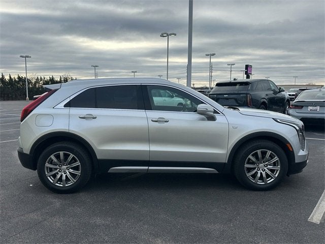 2021 Cadillac XT4 Premium Luxury