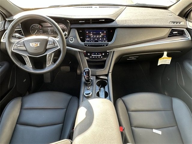 2025 Cadillac XT5 Luxury
