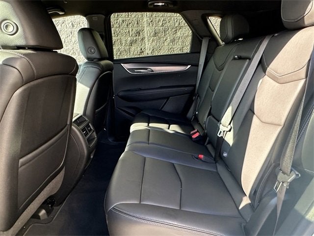 2025 Cadillac XT5 Luxury