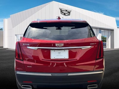 2026 Cadillac XT5 Luxury