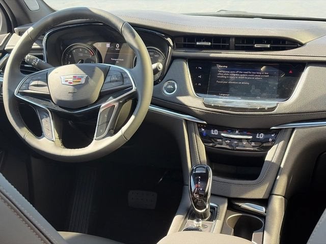 2026 Cadillac XT5 Premium Luxury