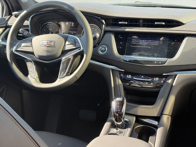 2026 Cadillac XT5 Premium Luxury