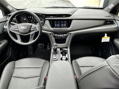 2025 Cadillac XT5 Sport