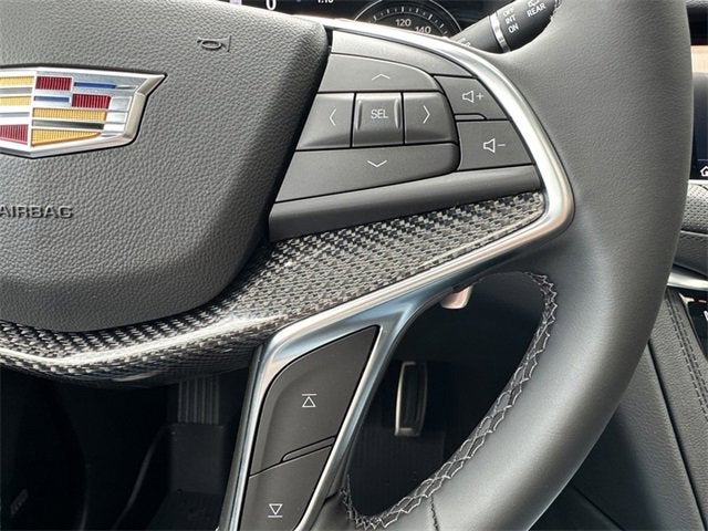 2025 Cadillac XT5 Sport