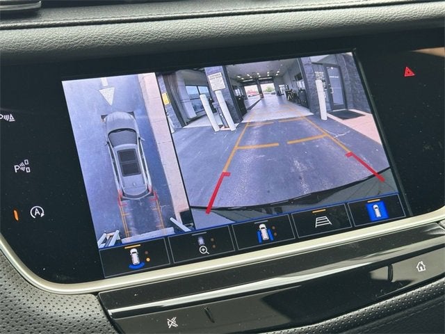 2025 Cadillac XT5 Sport