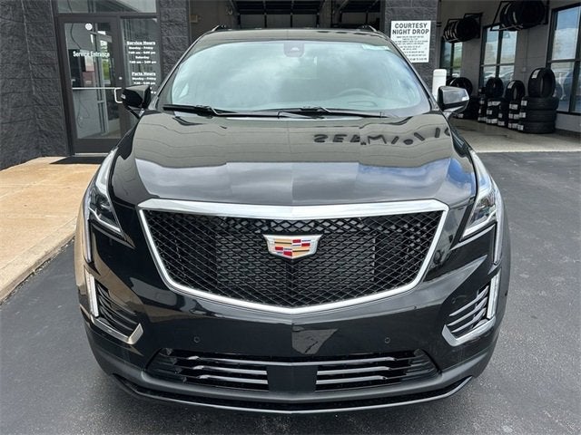 2025 Cadillac XT5 Sport