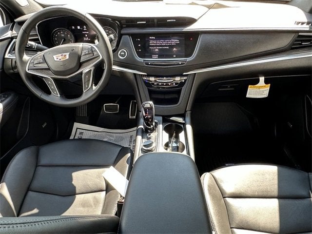 2025 Cadillac XT5 Sport