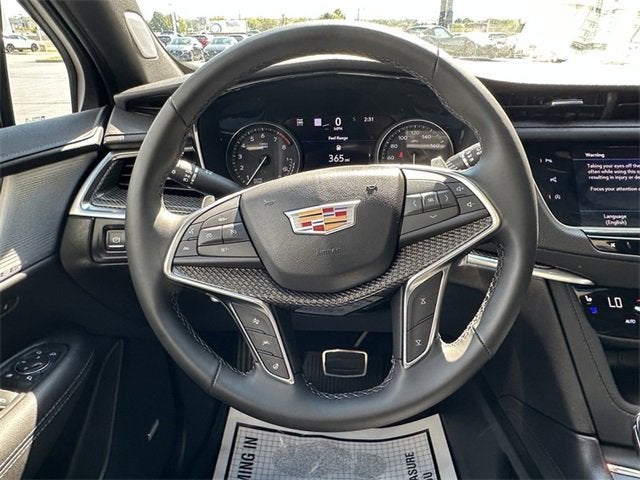 2025 Cadillac XT5 Sport