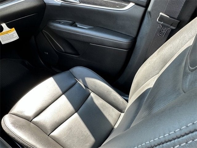 2025 Cadillac XT5 Sport