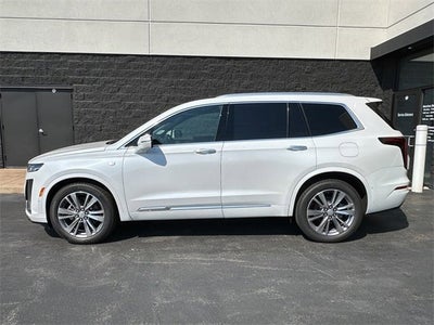 2025 Cadillac XT6 Premium Luxury