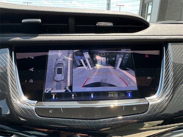 2025 Cadillac XT6 Sport