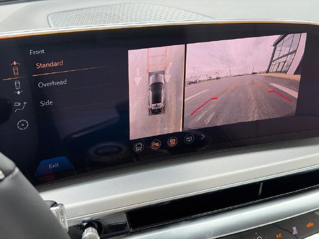 2027 Cadillac LYRIQ Luxury - Photo 27