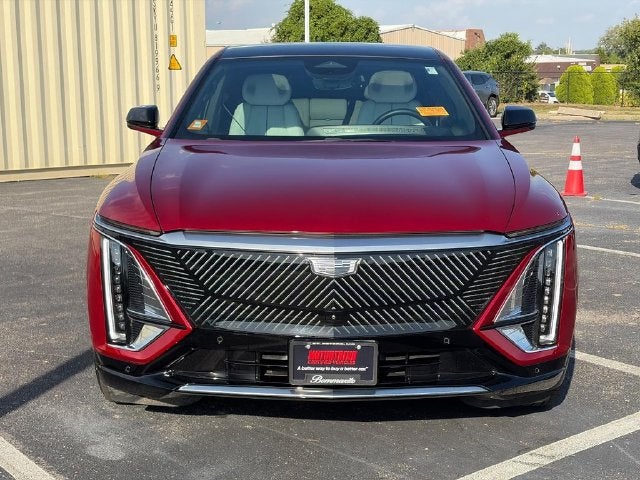 2024 Cadillac LYRIQ Luxury 3