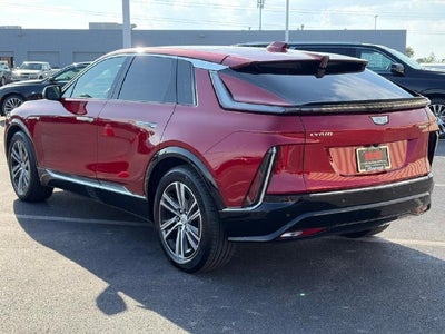 2024 Cadillac LYRIQ Luxury 3