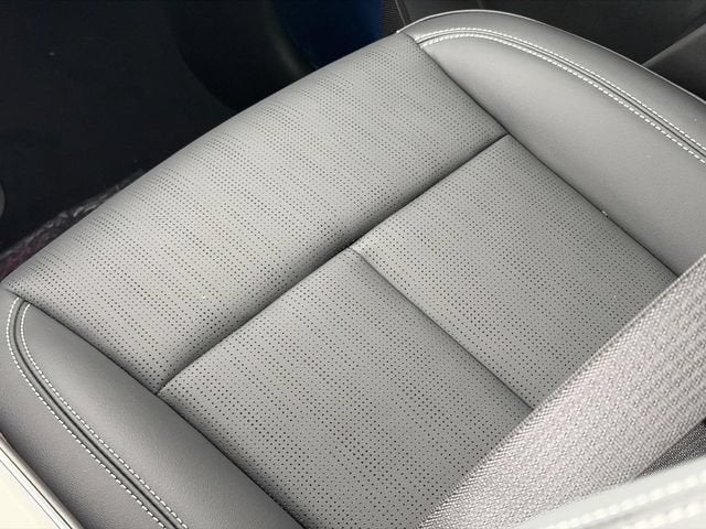 2027 Cadillac LYRIQ Signature Luxury
