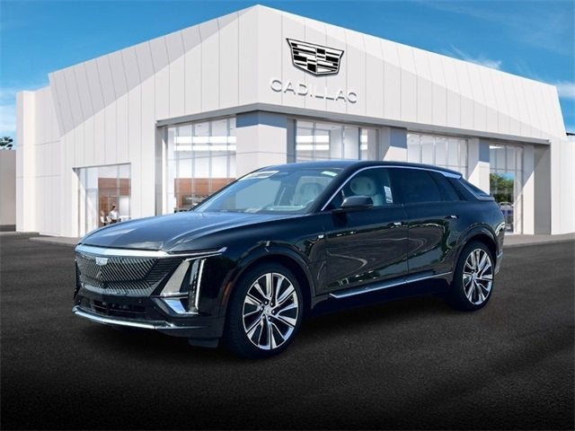 2025 Cadillac LYRIQ Luxury 3
