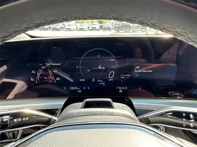 2025 Cadillac LYRIQ Luxury 3