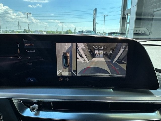 2025 Cadillac LYRIQ Luxury 3