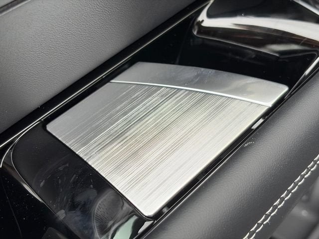 2027 Cadillac LYRIQ Signature Luxury