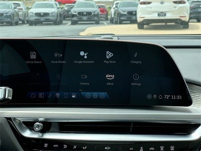 2025 Cadillac LYRIQ Sport 2