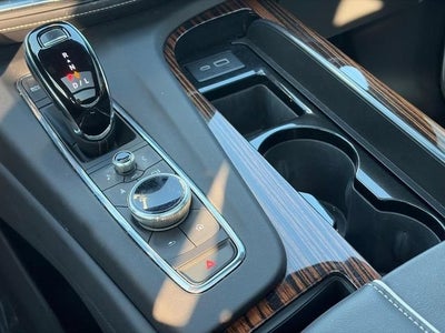 2023 Cadillac Escalade 4WD Premium Luxury